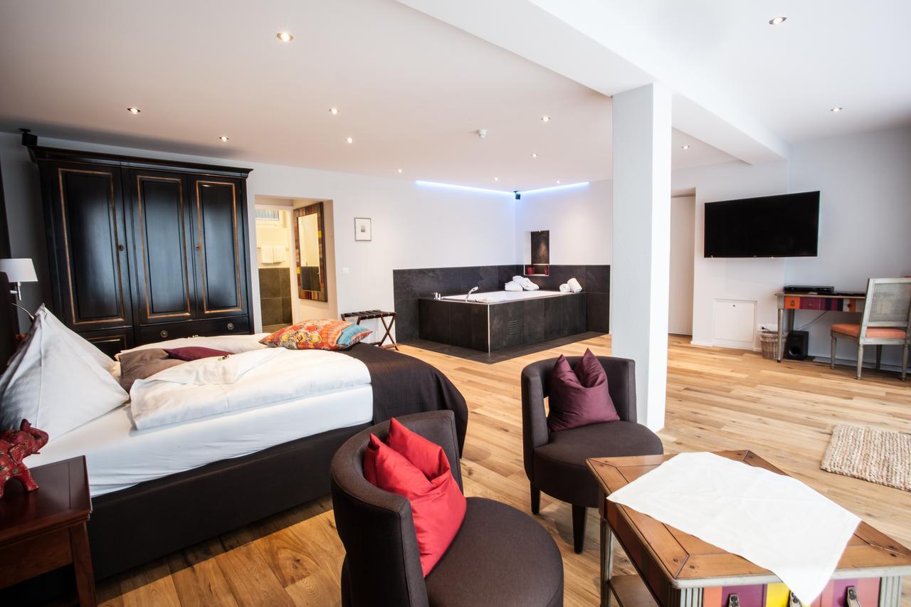 Hotel Riviera Loft Weggis Luaran gambar